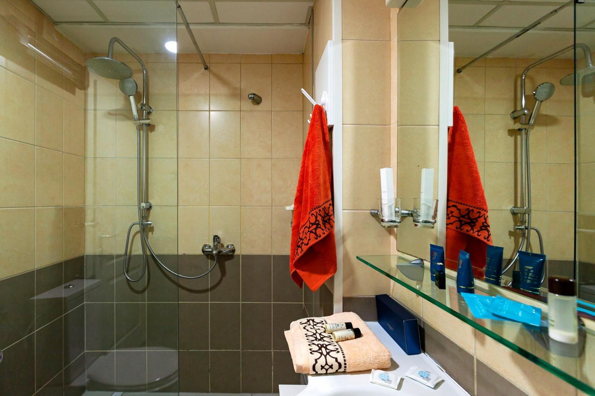 Petar Apartment-City Center, Ohrid Bagian luar foto